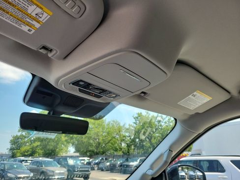 New 2026 Lincoln Navigator Premiere AWD/4WD image 30