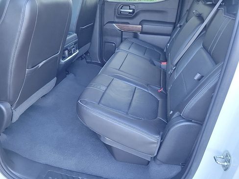 Used 2019 Chevrolet Silverado 1500 High Country w/ Technology Package image 14