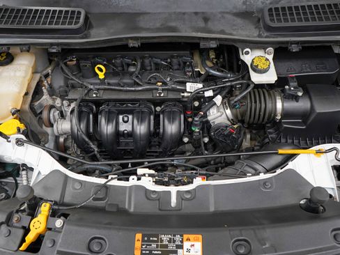 Used 2016 Ford Escape SE FWD image 32