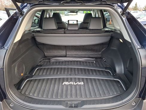 Used 2025 Toyota RAV4 XLE Premium image 28