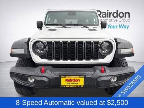 Used 2025 Jeep Wrangler Unlimited Rubicon AWD/4WD image 2