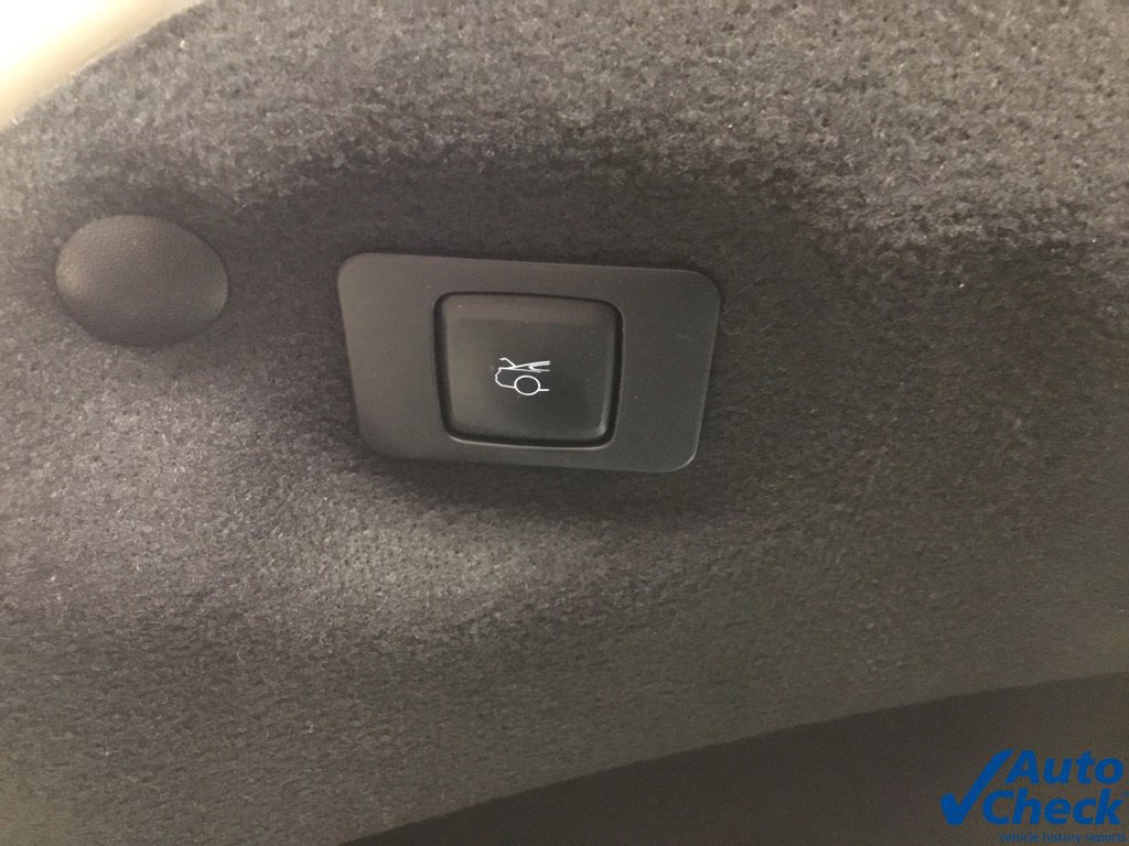 Used 2015 Lincoln MKZ AWD w/ Equipment Group 102A Reserve image 13
