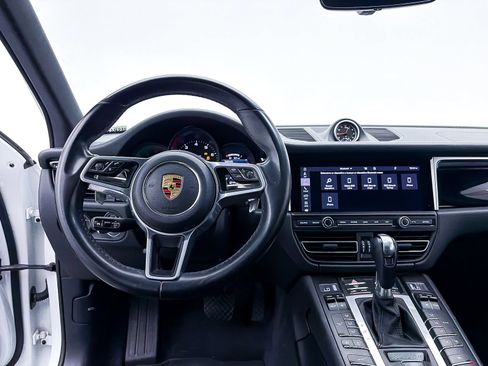 Used 2021 Porsche Macan AWD/4WD image 8