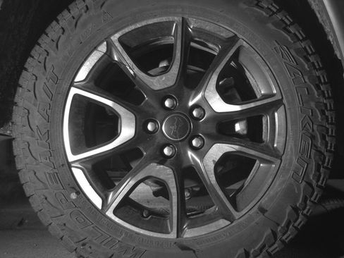 Used 2025 Jeep Compass Trailhawk image 14