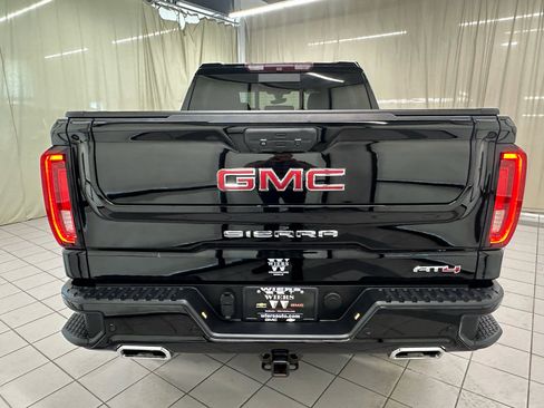Used 2019 GMC Sierra 1500 AT4 w/ AT4 Premium Package image 6