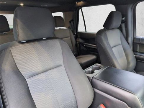 Used 2021 Ford Expedition XLT image 24