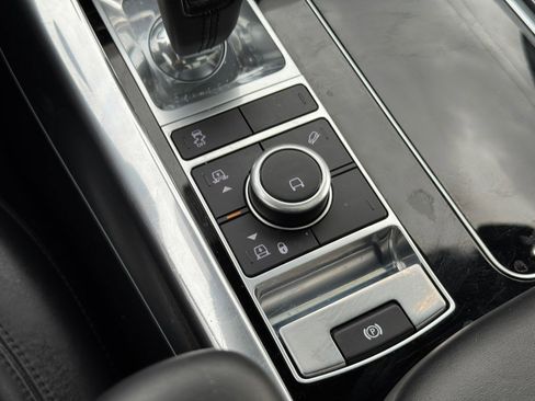 Used 2020 Land Rover Range Rover Sport HSE image 66