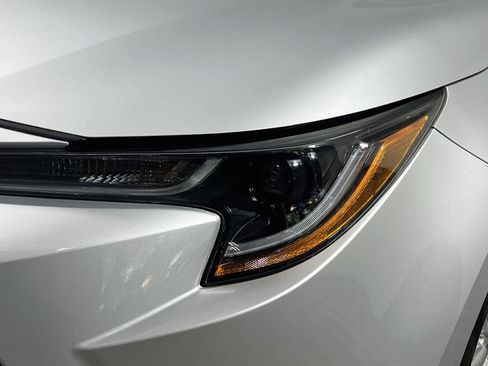 Used 2023 Toyota Corolla LE w/ LE Convenience Package FWD image 12