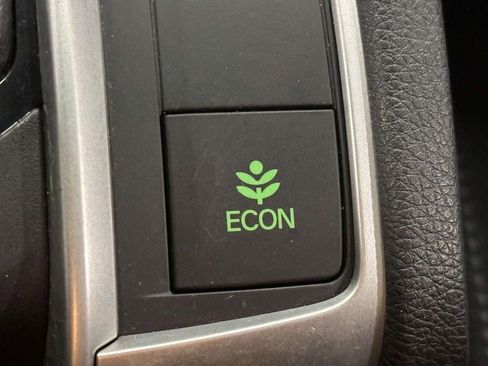 Used 2018 Honda Civic LX image 33