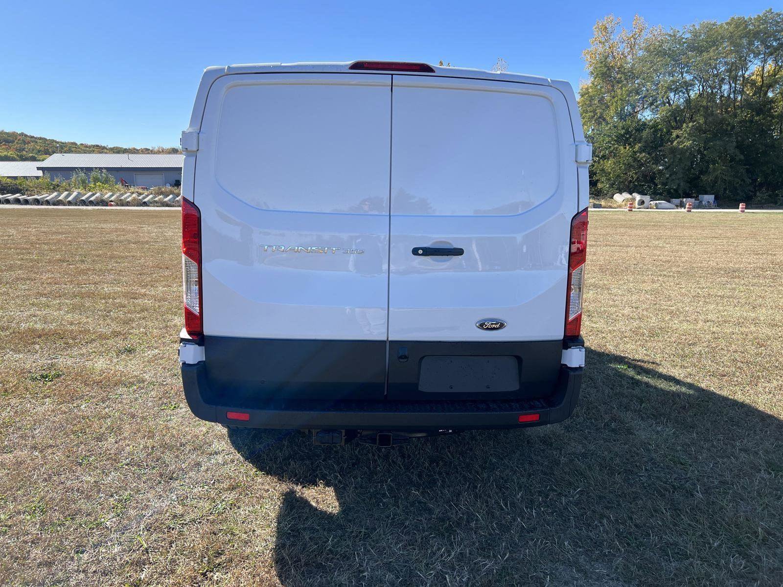 Used 2024 Ford Transit 350 Low Roof w/ Exterior Upgrade Package RWD image 7