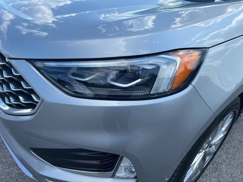 Used 2021 Ford Edge Titanium w/ Equipment Group 301A FWD image 9