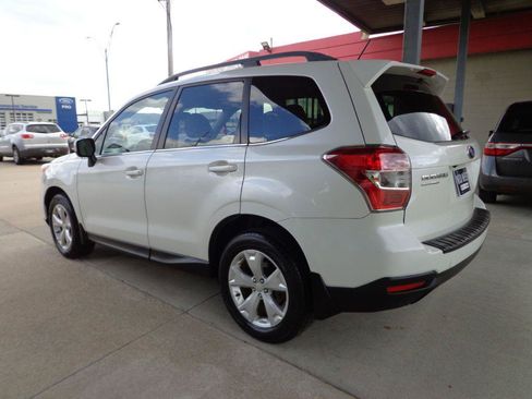Used 2015 Subaru Forester 2.5i Limited AWD/4WD image 6