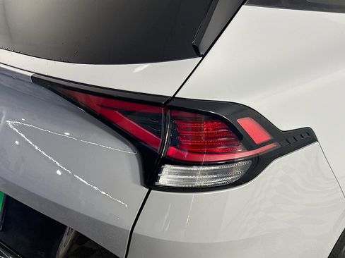 Used 2023 Kia Sportage SX image 34