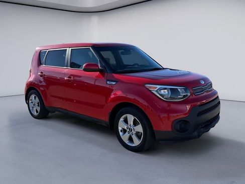 Used 2019 Kia Soul image 7