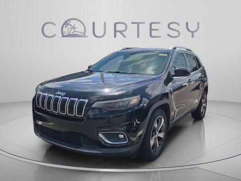 Used 2019 Jeep Cherokee Limited FWD image 1