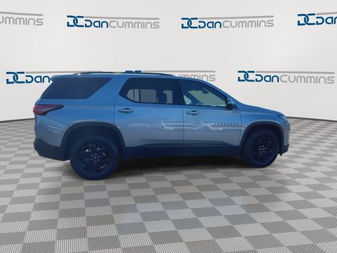 Used 2023 Chevrolet Traverse LS w/ Midnight/Sport Edition FWD image 9