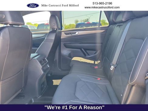 Used 2024 Volkswagen Atlas Cross Sport SE AWD/4WD image 14
