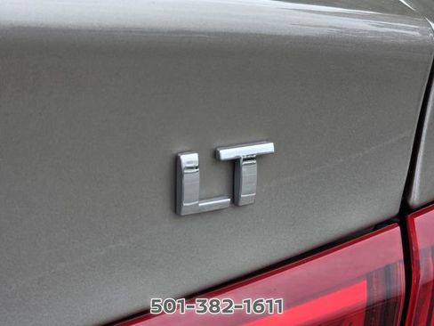 Used 2023 Chevrolet Malibu LT FWD image 17