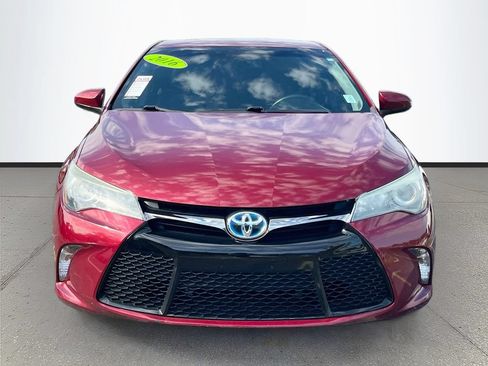 Used 2016 Toyota Camry SE FWD image 2