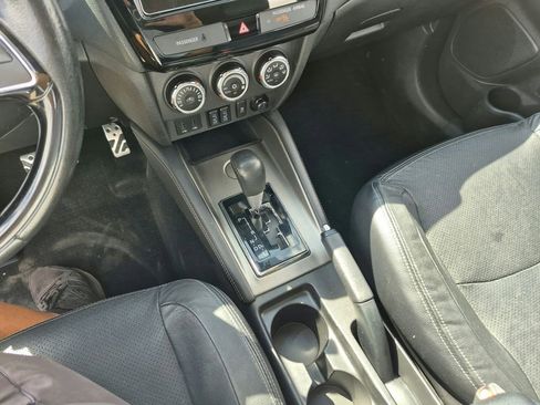 Used 2018 Mitsubishi Outlander Sport SEL image 21