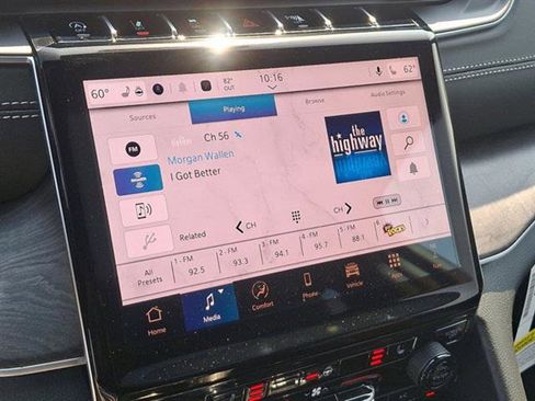 New 2025 Jeep Grand Cherokee Limited image 38