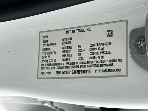 Used 2021 Tesla Model 3 Standard Range Plus RWD image 12