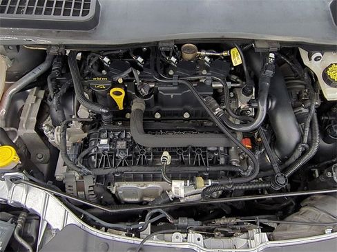 Used 2019 Ford Escape SEL image 22