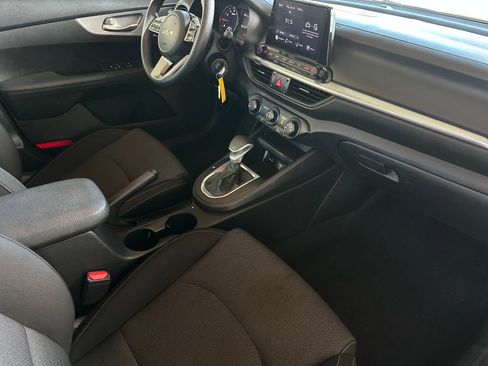 Used 2024 Kia Forte LXS image 14