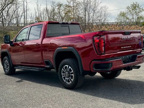 Used 2022 GMC Sierra 2500 AT4 w/ AT4 Preferred Package AWD/4WD image 5