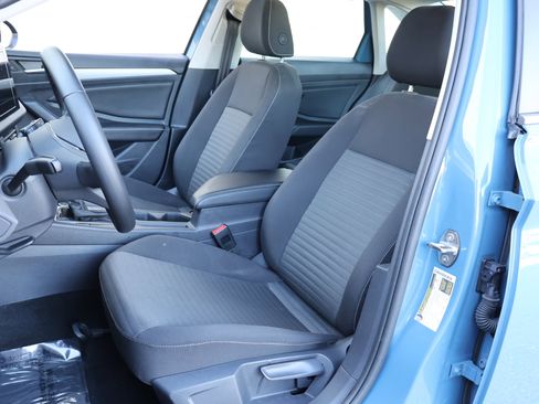 Used 2025 Volkswagen Jetta S image 2