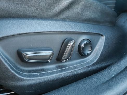 Used 2023 Toyota Camry SE FWD image 22