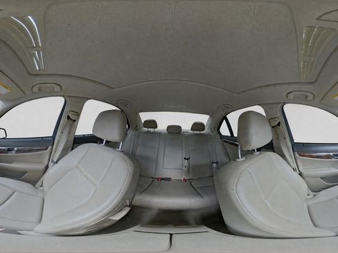 Used 2010 Mercedes-Benz C 350 Sport image 9
