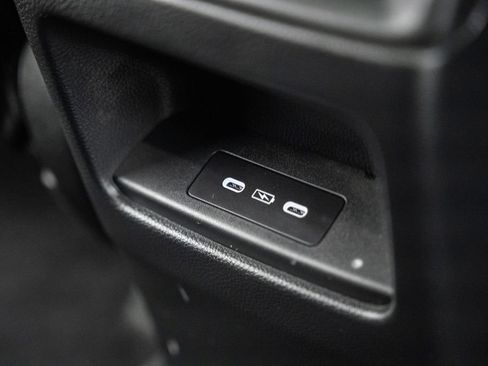 Used 2025 Honda CR-V EX image 32