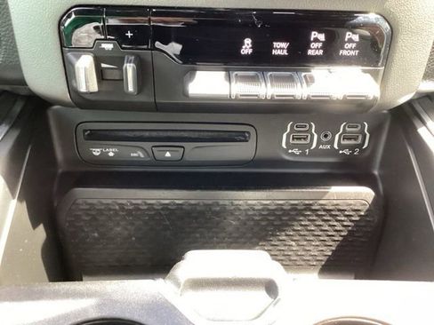 Used 2019 RAM 1500 Big Horn AWD/4WD image 26