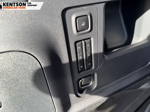 Used 2025 Ford Expedition Max Platinum w/ Platinum Ultimate Package image 43