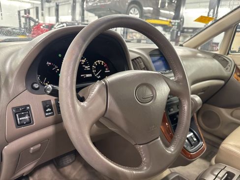 Used 1999 Lexus RX 300 4WD image 12