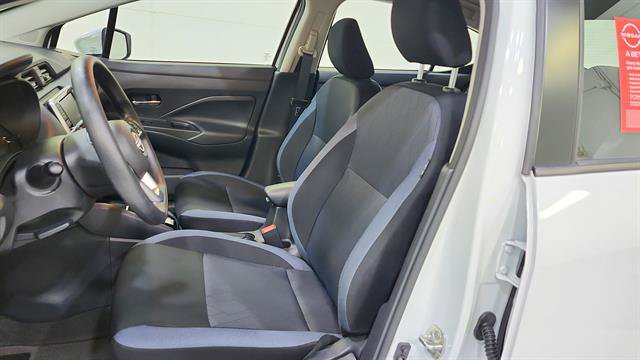 Certified 2025 Nissan Versa SV w/ Trunk Package FWD image 11