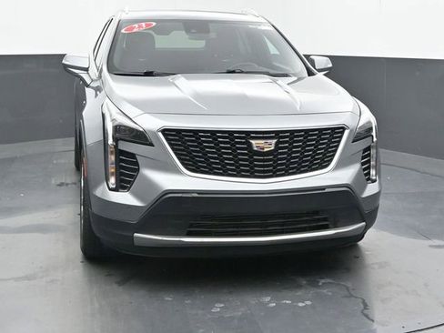 Used 2023 Cadillac XT4 Premium Luxury image 4