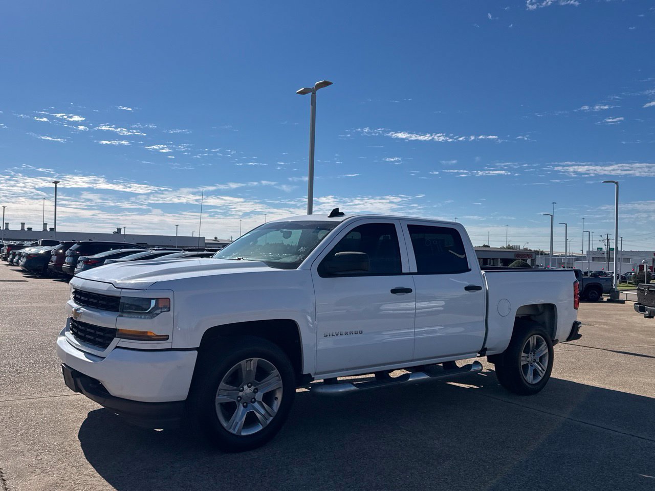 Used 2018 Chevrolet Silverado 1500 Custom w/ Custom Convenience Package RWD image 12