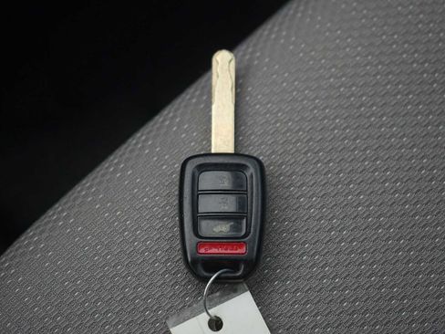 Used 2016 Honda HR-V LX image 28