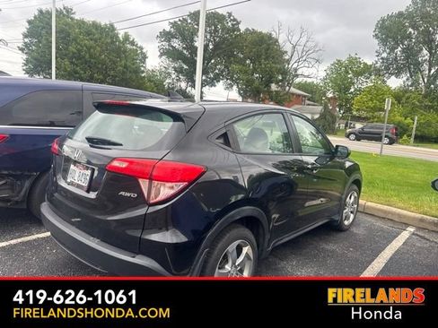 Used 2018 Honda HR-V LX image 3