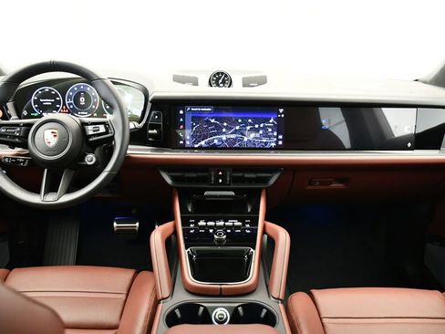 New 2026 Porsche Cayenne GTS AWD/4WD image 23