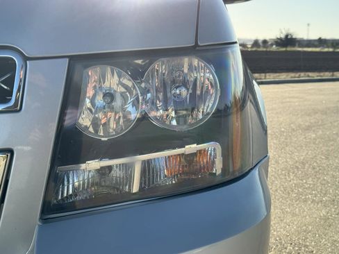 Used 2013 Chevrolet Suburban LTZ image 14