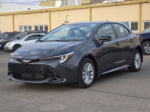New 2026 Toyota Corolla SE image 1