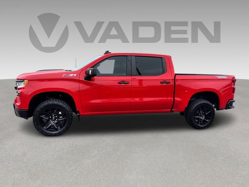 Used 2022 Chevrolet Silverado 1500 LT Trail Boss w/ Convenience Package II image 22