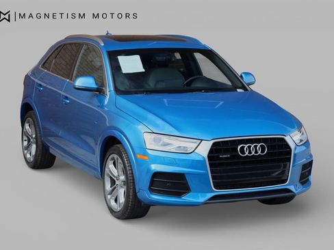 Used 2016 Audi Q3 2.0T Premium Plus w/ Technology Package image 4