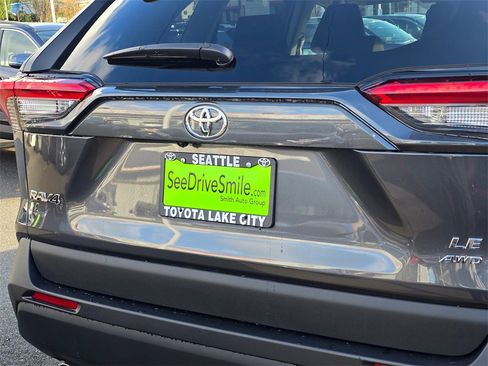 New 2025 Toyota RAV4 LE image 15