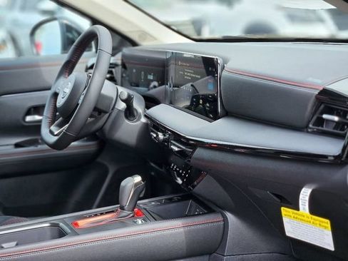 New 2026 Nissan Kicks SR FWD image 10