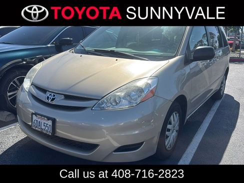 Used 2008 Toyota Sienna LE FWD image 1