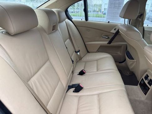 Used 2007 BMW 530xi Sedan AWD/4WD image 11